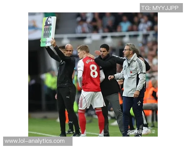 阿森纳逆转波尔图晋级国王杯补时绝杀引发全场狂欢