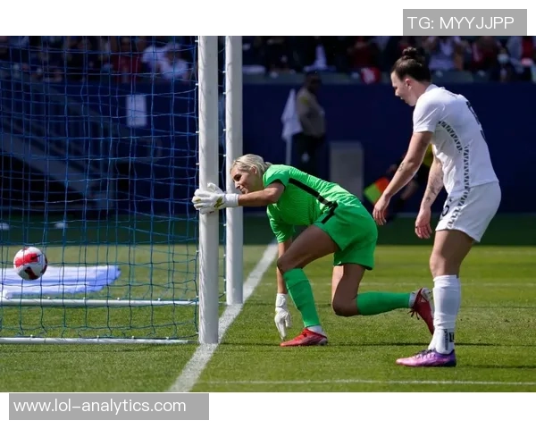 国王杯精彩对决里昂逆转利物浦帽子戏法引爆全场激情