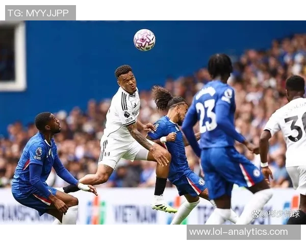 世界杯激战切尔西与多特蒙德0比0平神扑引发争议判罚引全场热议
