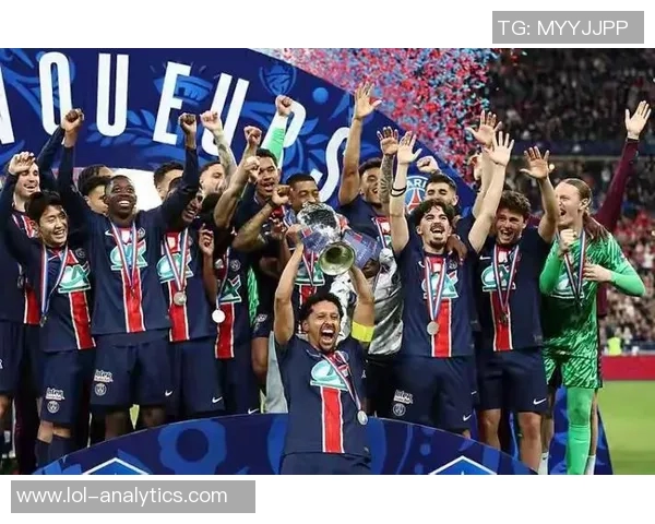 西甲精彩对决那不勒斯与曼城战成平局乌龙球成比赛焦点