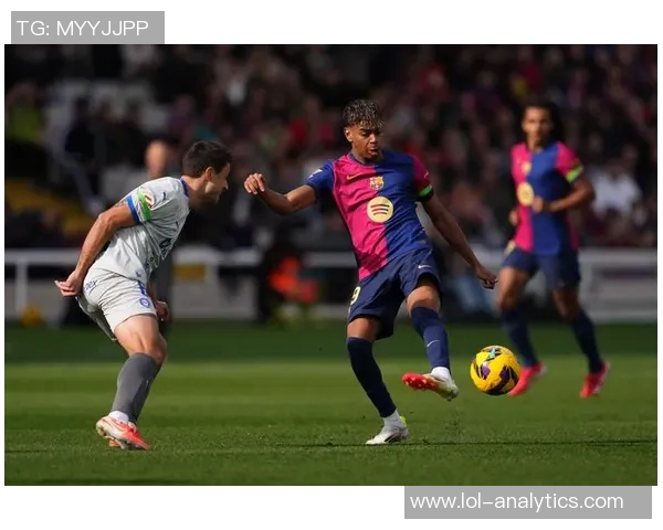 欧联杯精彩对决国米顽强追平巴萨全场沸腾瞬间回顾