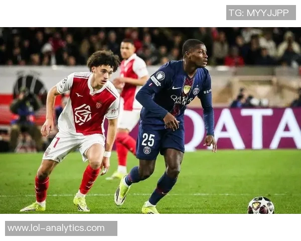 中超激战波尔图逆转巴黎圣日耳曼红牌争议引发全场热议与十大精彩进球回顾